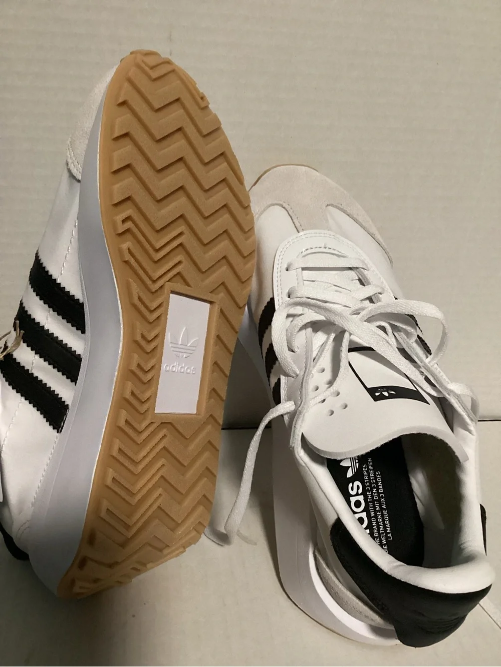 New adidas White with Black Stripes UNISEX